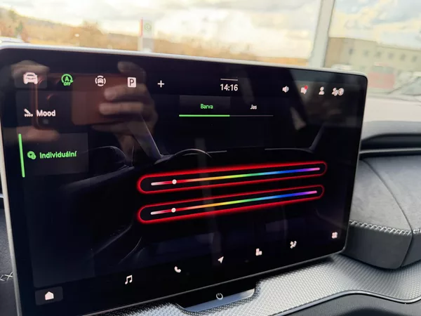 Škoda Kodiaq 2.0TDI 142kW 4X4 SPORT HUD TZ! - foto 46