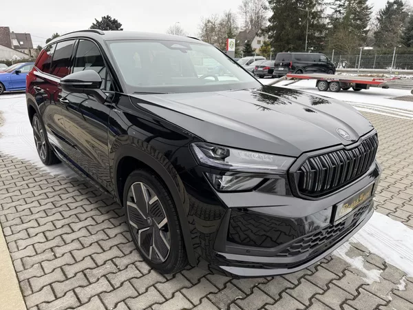 Škoda Kodiaq 2.0TDI 142kW 4X4 SPORT DCC CZ! - foto 11