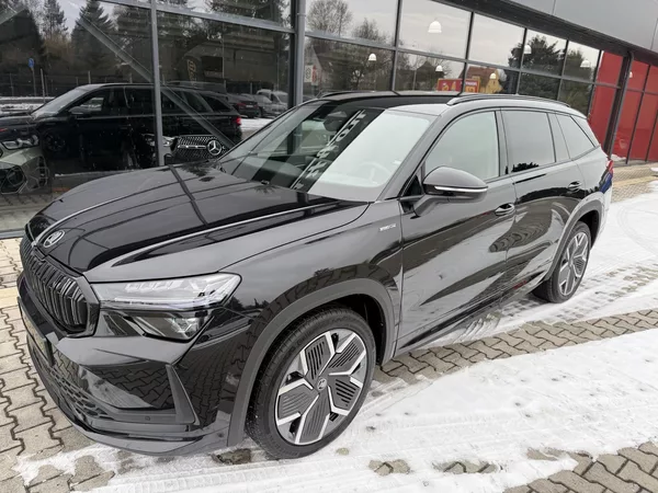 Škoda Kodiaq 2.0TDI 142kW 4X4 SPORT DCC CZ! - foto 15