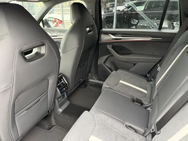 Škoda Kodiaq 2.0TDI 142kW 4X4 SPORT DCC CZ! - foto 21