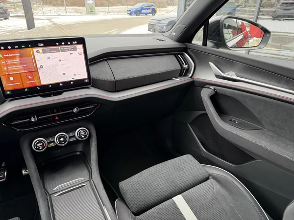 Škoda Kodiaq 2.0TDI 142kW 4X4 SPORT DCC CZ! - foto 23