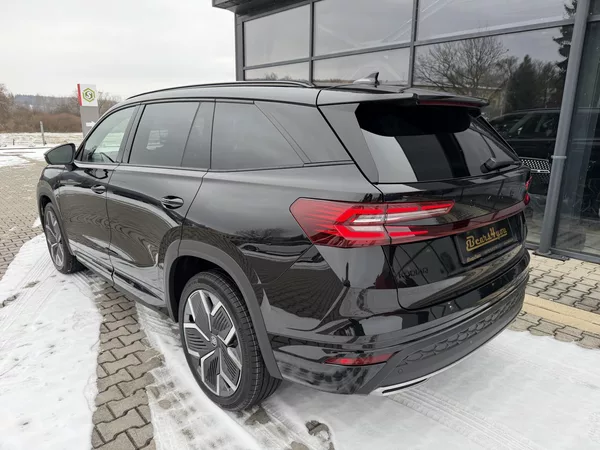 Škoda Kodiaq 2.0TDI 142kW 4X4 SPORT DCC CZ! - foto 5