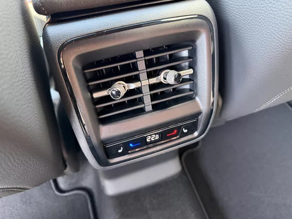Škoda Kodiaq 2.0TDI 142kW 4X4 SPORT R19 HUD - foto 25