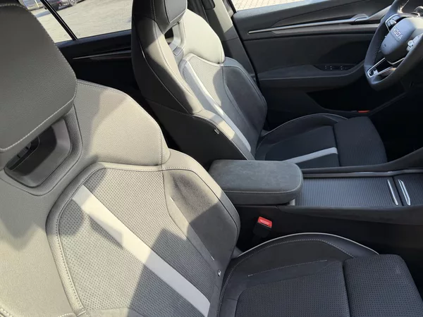 Škoda Kodiaq 2.0TDI 142kW 4X4 SP DCC TZ NT! - foto 30