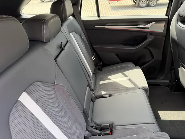 Škoda Kodiaq 2.0TDI 142kW 4X4 SP PAN TZ NT! - foto 32