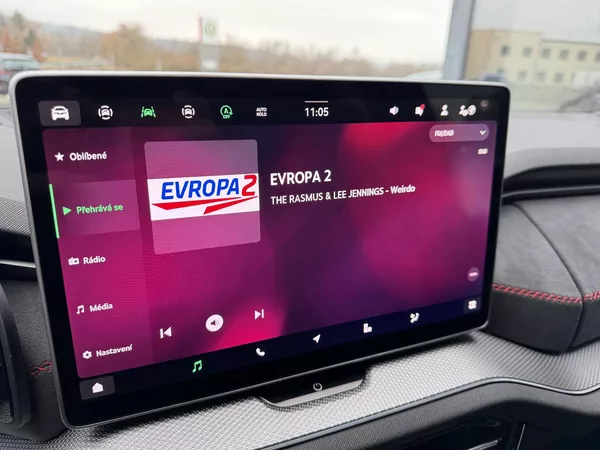 Škoda Kodiaq RS 2.0TSI 195kW 4X4 DCC NT HUD - foto 37