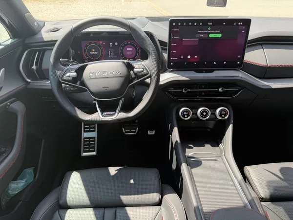 Škoda Kodiaq RS 2.0TSI 195kW 4X4 DCC NT TZ! - foto 22