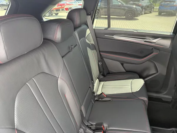 Škoda Kodiaq RS 2.0TSI 195kW 4X4 DCC NT TZ! - foto 30