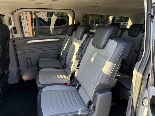 Volkswagen Caravelle 2.0TDI 125kW 8AUT DR ACC IQ!!! - foto 21