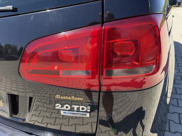 Volkswagen Sharan 2.0TDI 103kW DSG 7M EL. DVĚŘE - foto 18