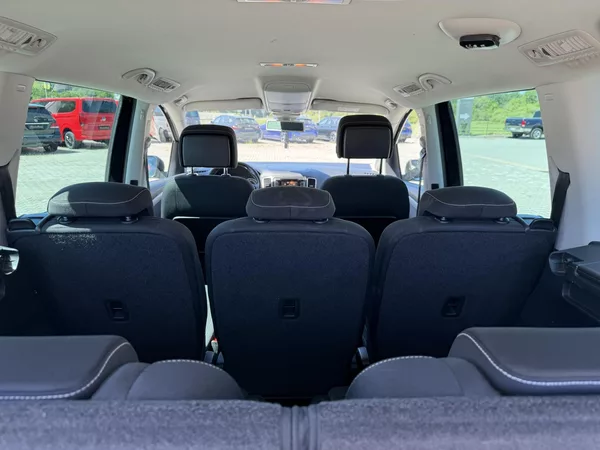 Volkswagen Sharan 2.0TDI 103kW DSG 7M EL. DVĚŘE - foto 27