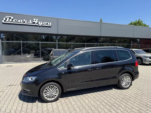 Volkswagen Sharan 2.0TDI 103kW DSG 7M EL. DVĚŘE - foto 4