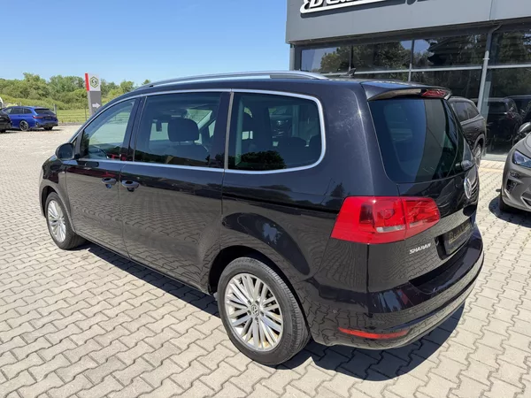 Volkswagen Sharan 2.0TDI 103kW DSG 7M EL. DVĚŘE - foto 5