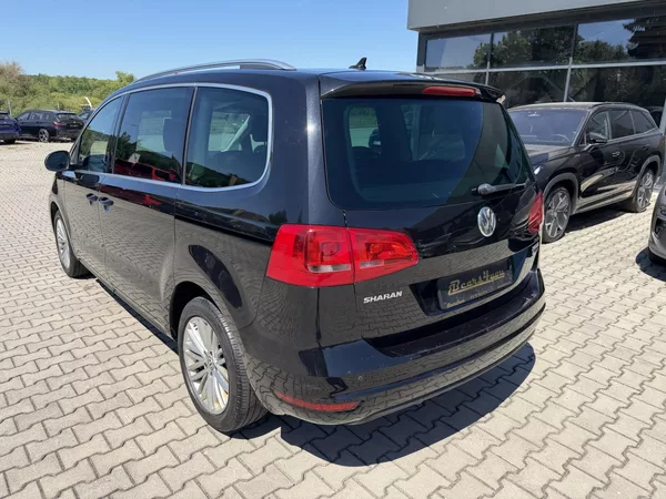 Volkswagen Sharan 2.0TDI 103kW DSG 7M EL. DVĚŘE - foto 6