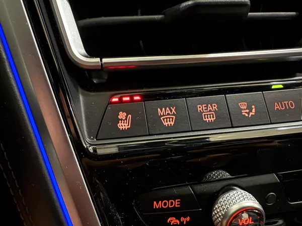 BMW Řada 8 840 XD M-PAKET LASER HUD K360! - foto 43