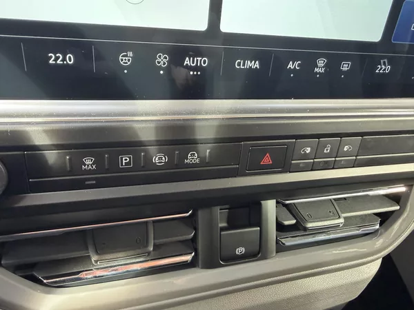 Volkswagen Caravelle 2.0TDI 125kW 4x4 8AUT DR NT CZ - foto 34