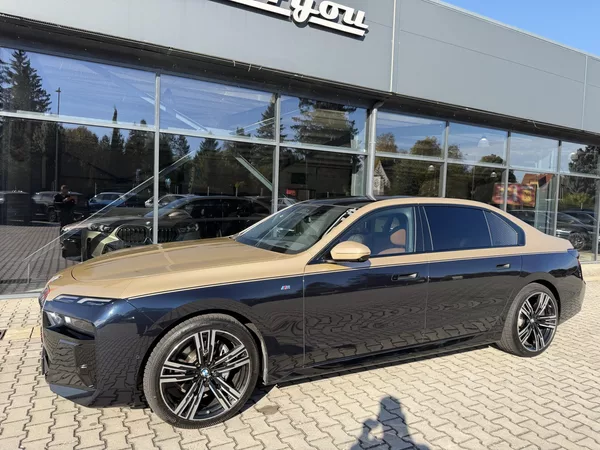 BMW Řada 7 40XD 220kW M-PAKET INDIVIDUAL! - foto 2