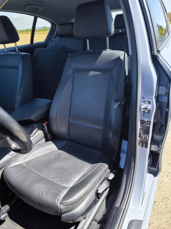 BMW Řada 1 116i 85kW SERVISKA - foto 21