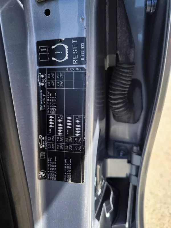 BMW Řada 1 116i 85kW SERVISKA - foto 23