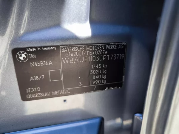 BMW Řada 1 116i 85kW SERVISKA - foto 24