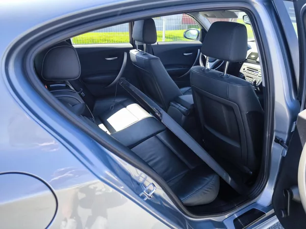 BMW Řada 1 116i 85kW SERVISKA - foto 33