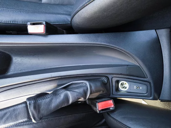 BMW Řada 1 116i 85kW SERVISKA - foto 55