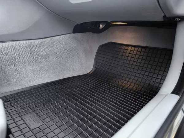 BMW Řada 3 320iAUTOMAT 6VÁLCŮ*BEZ KOROZE* - foto 33