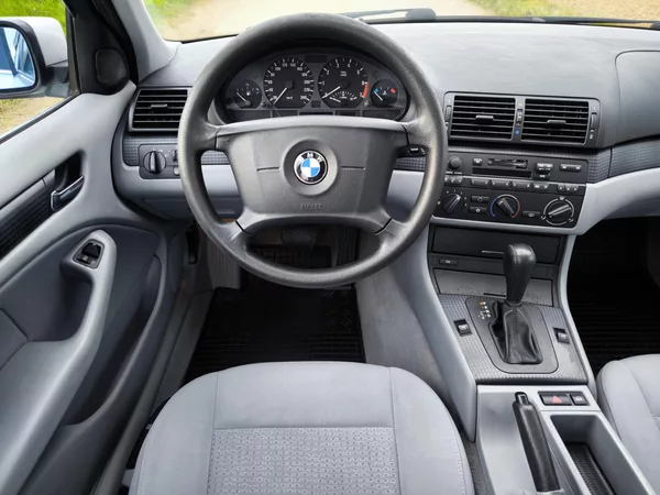 BMW Řada 3 320iAUTOMAT 6VÁLCŮ*BEZ KOROZE* - foto 47