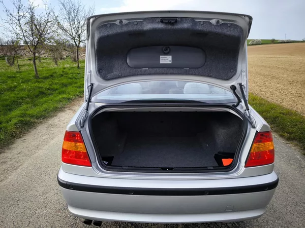 BMW Řada 3 320iAUTOMAT 6VÁLCŮ*BEZ KOROZE* - foto 72
