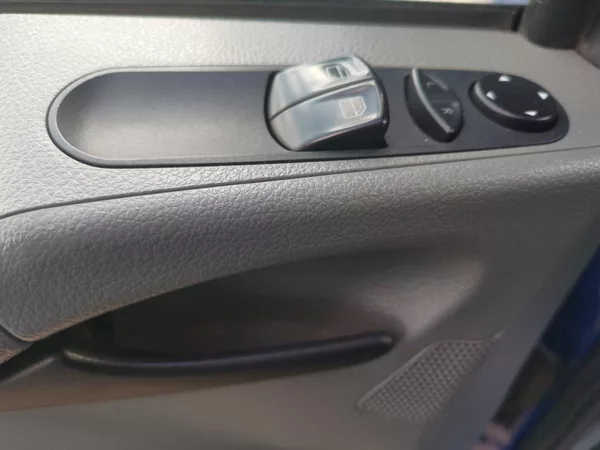 Mercedes-Benz Vito 115CDI 110kW NEZÁVISLÉ TOPENÍ - foto 22