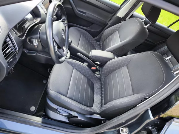 Škoda Fabia III 1,4TDI 66kW STYLE Com.1Maj - foto 18