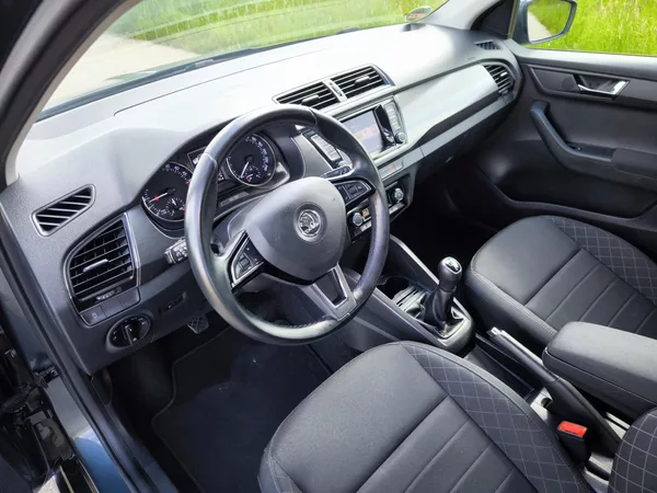 Škoda Fabia III 1,4TDI 66kW STYLE Com.1Maj - foto 20