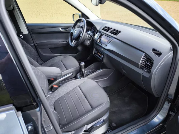 Škoda Fabia III 1,4TDI 66kW STYLE Com.1Maj - foto 21
