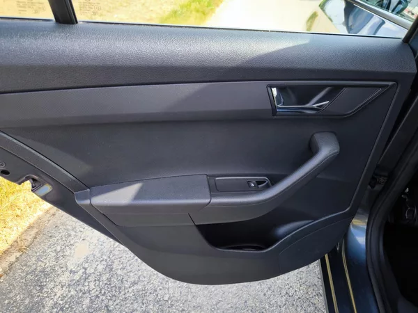 Škoda Fabia III 1,4TDI 66kW STYLE Com.1Maj - foto 28