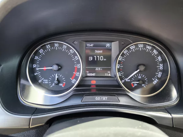 Škoda Fabia III 1,4TDI 66kW STYLE Com.1Maj - foto 40