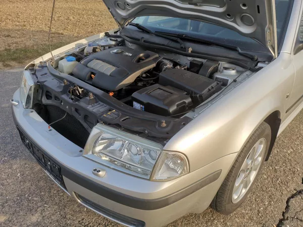 Škoda Octavia 2,0i 116PS Collection XENON - foto 33