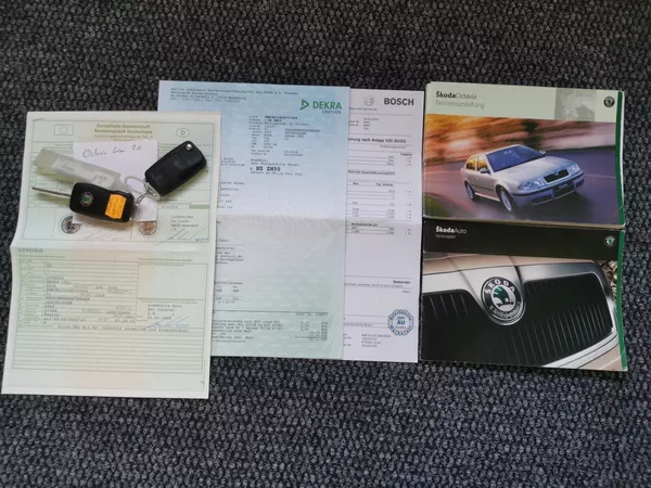 Škoda Octavia 2,0i 116PS Collection XENON - foto 40