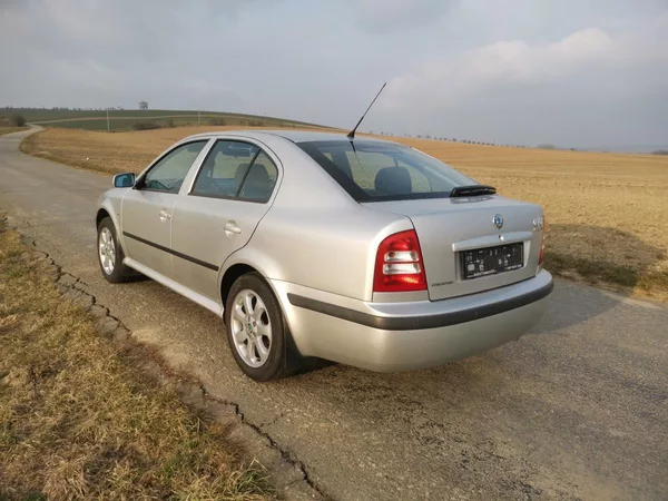 Škoda Octavia 2,0i 116PS Collection XENON - foto 7