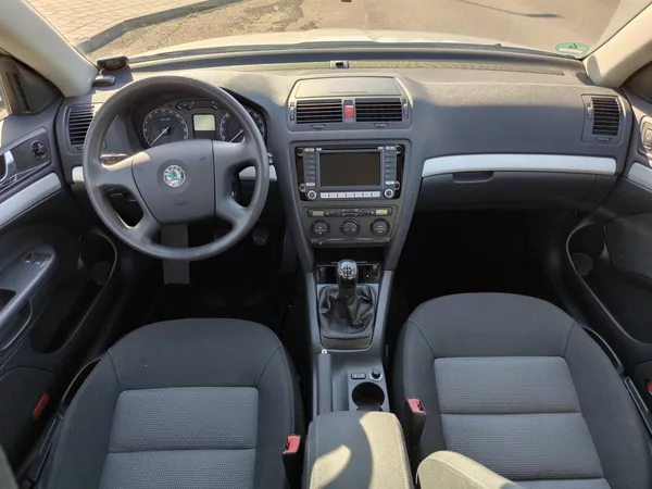 Škoda Octavia 1,9TDI 77kW *NOVÉ ROZVODY* - foto 31