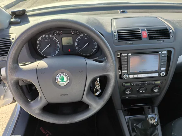 Škoda Octavia 1,9TDI 77kW *NOVÉ ROZVODY* - foto 37