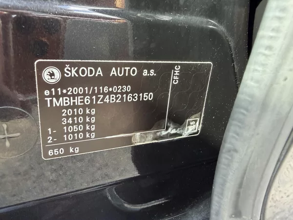 Škoda Octavia 2,0TDI 103 kW ELEGANCE 1MAJITE - foto 16