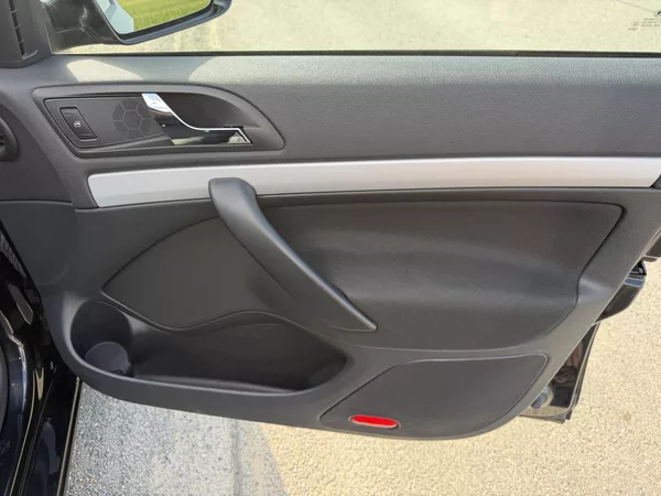 Škoda Octavia 2,0TDI 103 kW ELEGANCE 1MAJITE - foto 18