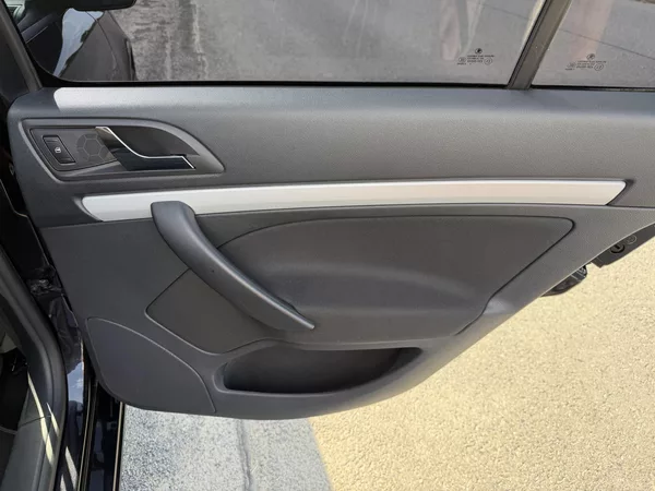 Škoda Octavia 2,0TDI 103 kW ELEGANCE 1MAJITE - foto 23