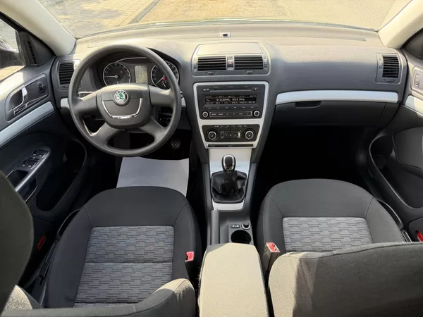 Škoda Octavia 2,0TDI 103 kW ELEGANCE 1MAJITE - foto 28