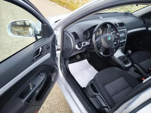 Škoda Octavia 1,4TSI 90kW 1 MAJITEL - foto 12