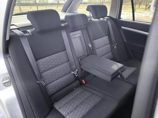 Škoda Octavia 1,4TSI 90kW 1 MAJITEL - foto 24