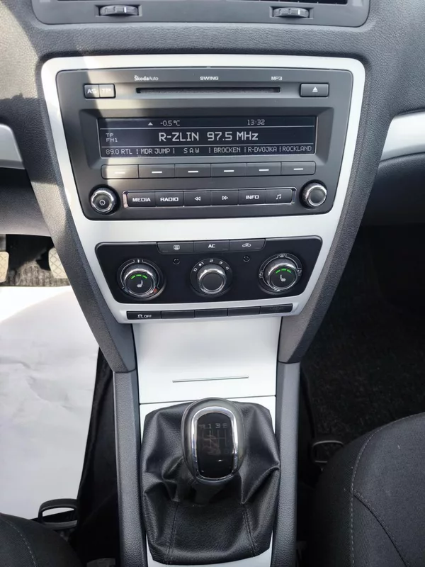 Škoda Octavia 1,4TSI 90kW 1 MAJITEL - foto 34