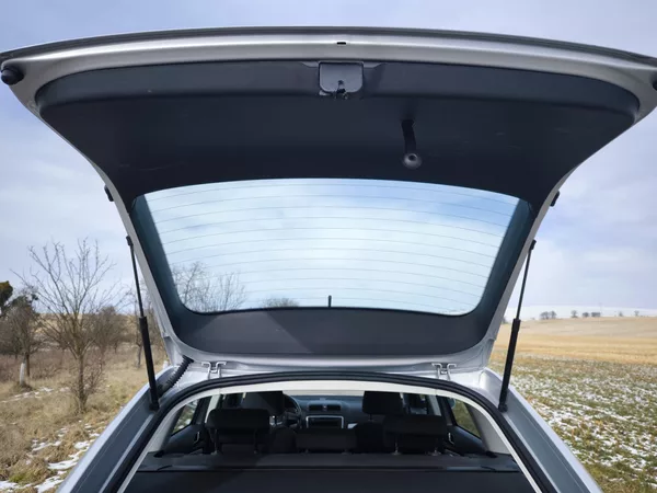 Škoda Octavia 1,4TSI 90kW 1 MAJITEL - foto 38