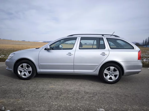 Škoda Octavia 1,4TSI 90kW 1 MAJITEL - foto 8
