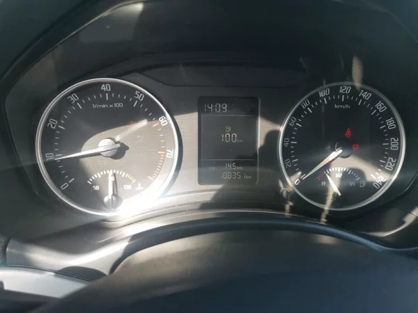 Škoda Octavia 1,6MPI 75kW NOVÉ ROZVODY - foto 35